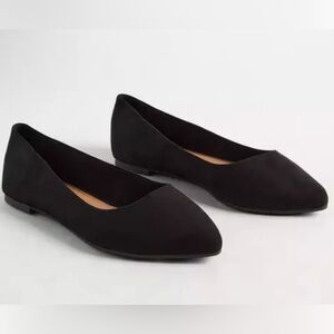 Torrid: Pointed Toe Flat 9 Women Wide